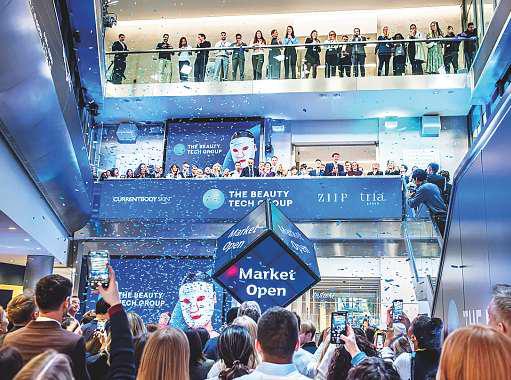 Once vibrant, London Stock Exchange stuck in a rut as firms flee