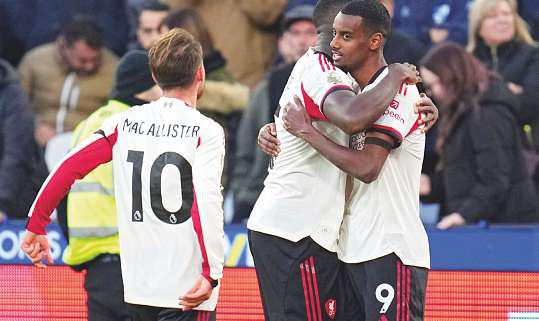 Isak stars as Reds sink West Ham