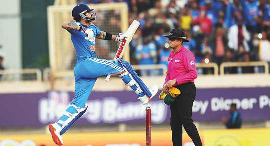 Old is still good: Kaif hails Kohli and Sharma for top knocks