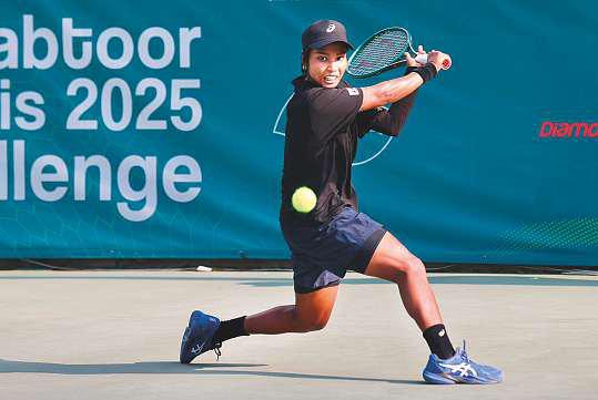 Snigur biggest casualty on opening day at Habtoor tennis