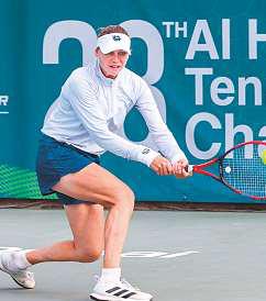 Zvonareva secures comfortable win