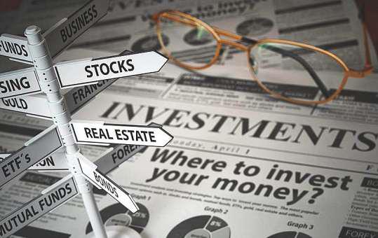 Global inflation risks rising, investors urged to buy scarce assets