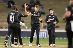 New Zealand beats Pakistan by 83 runs and leads 3-match series 2-0