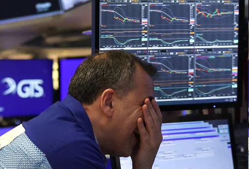 Wall Street tumbles, Dow dives 1,200 points amid global selloff over Trump tariffs