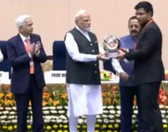 Koraput Collector received PM Award