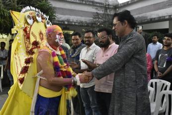 Chanchal Banga performing at Khairagarh University Campus