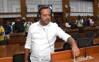 Karnataka Speaker Khader under attack from BJP over clean chit to Fazil family