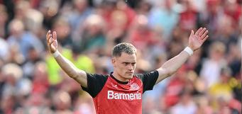 Leverkusen star Wirtz turns down Bayern in favor of Liverpool switch