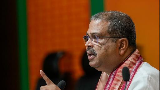 Indian, local languages will be medium of instruction in coming years: