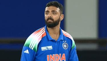 Varun Chakravathy remains No. 3 T201 bowler; England's Rashid rises to Second
