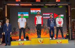 After Thailand high, boxer Deepak aiming for bigger bouts