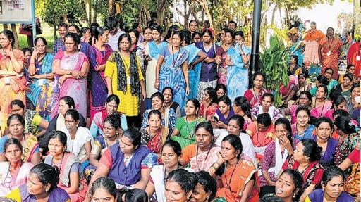 Workers see no other option, withdraw Avadi garment unit strike after a week