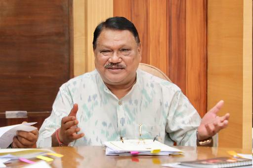 Union Minister Jual Oram unhappy over Air India flight delay
