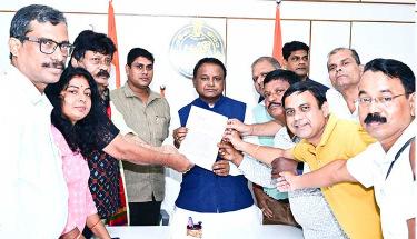Bhubaneswar Journalists submit Memorandum to CM on Rath Yatra Issues