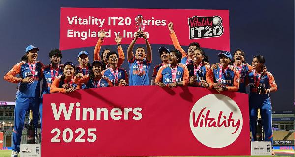 WPL has played integral part in players' progress: Muzumdar after women's T20I series win