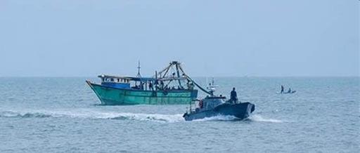 Sri Lankan navy arrests seven Indian fishermen under IMBL violation