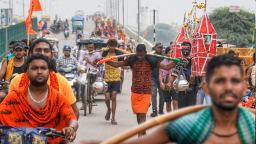 SC issues notice to UP government on plea against state's QR code directive for eateries along 'kanwar' yatra route