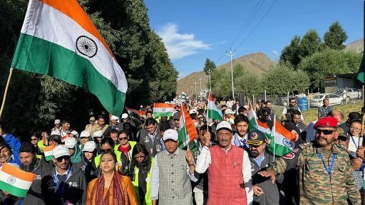Kargil Vijay Diwas: Union ministers Mandaviya, Seth lay wreaths at war memorial in Kargil