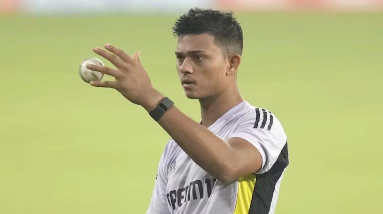 Jaiswal makes U-turn, wants to continue playing for Mumbai