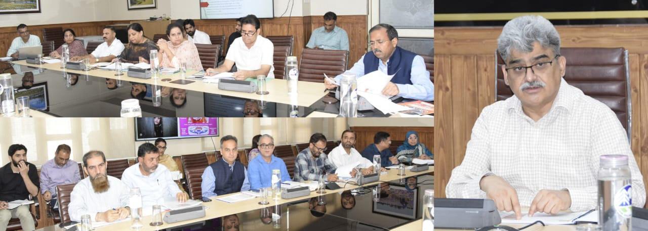 CS reviews implementation of welfare schemes for marginalized sections across J&K