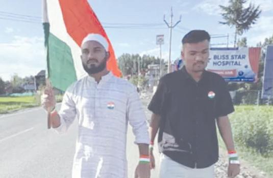 Hindu-Muslim friends walk 2,000 km from Porbandar to Pahalgam for unity, peace