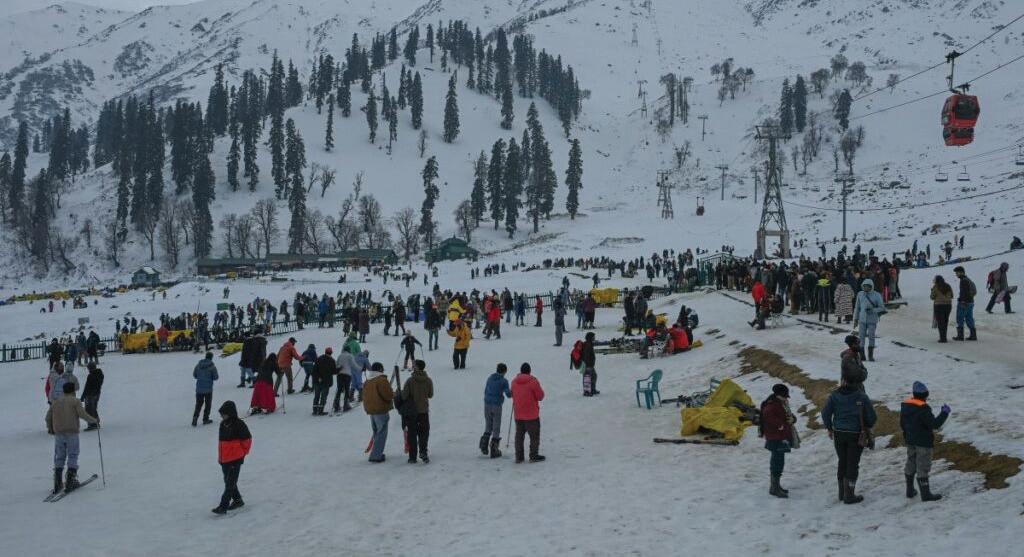 Over 95% of visitors are domestic: Director Tourism Kashmir
