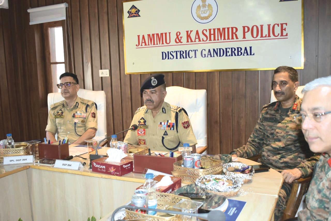 Maintain tight vigil to facilitate peaceful Amarnath Yatra: DGP Prabhat directs officials