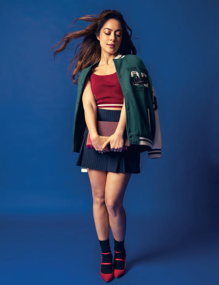 ANYA SINGH MOVES WITH FASHIONABLE EASE