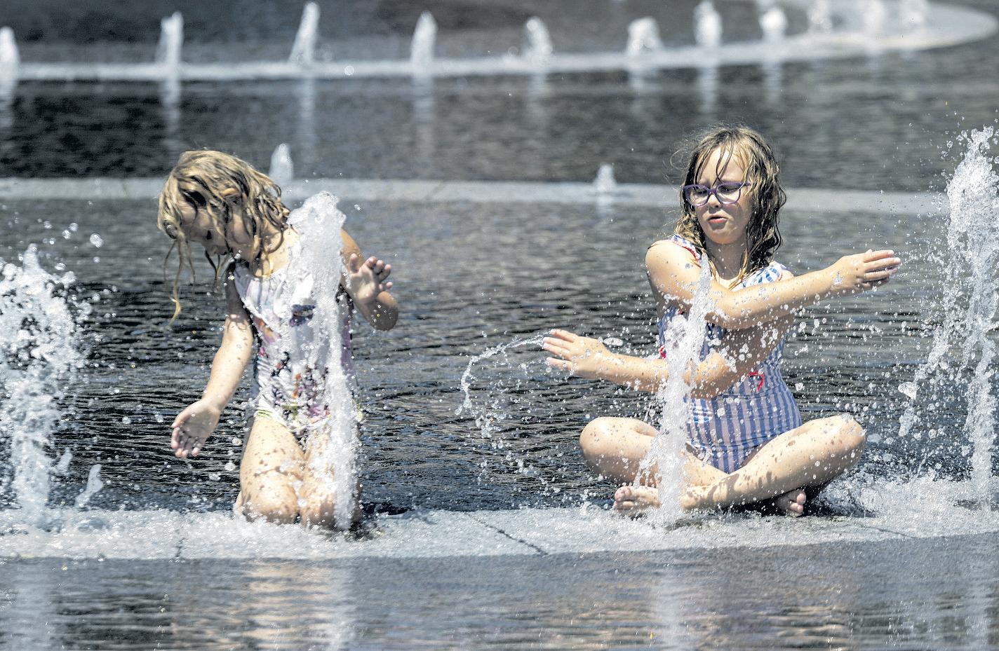 Southland warm spell is forecast to wane soon