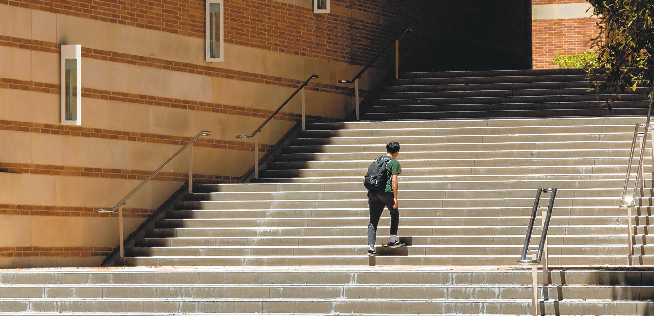 Judge orders hundreds of UCLA grants to be restored