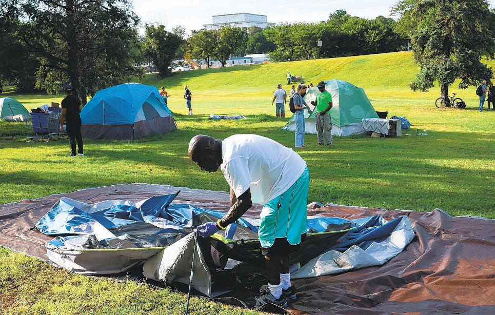 D.C.’s homeless pack up amid Trump orders