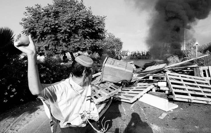 20 years after withdrawal, Israel mired in Gaza