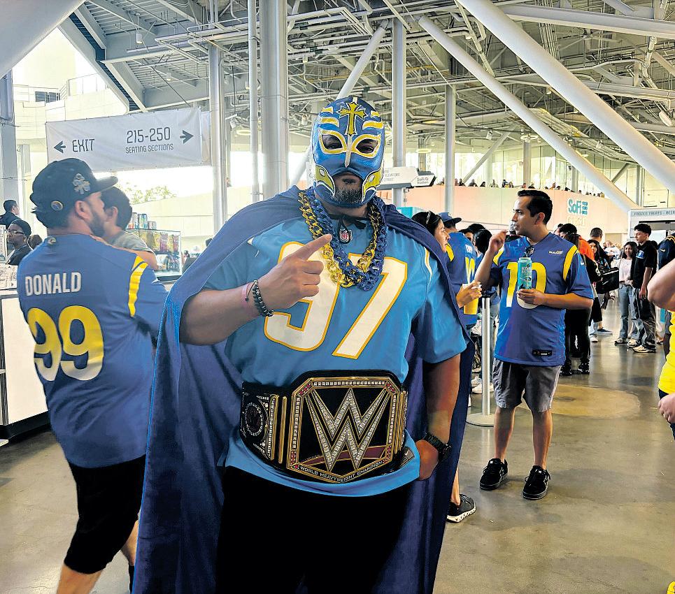 Whose house? Rams, Chargers fans are true blue