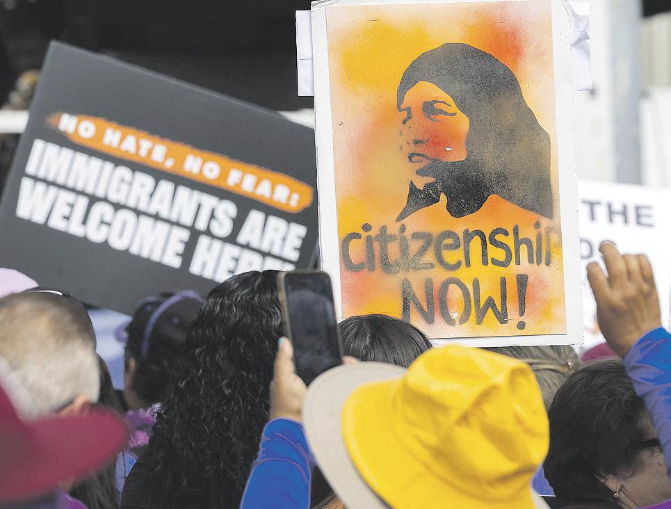 Immigration to U.S. sees a historic fall