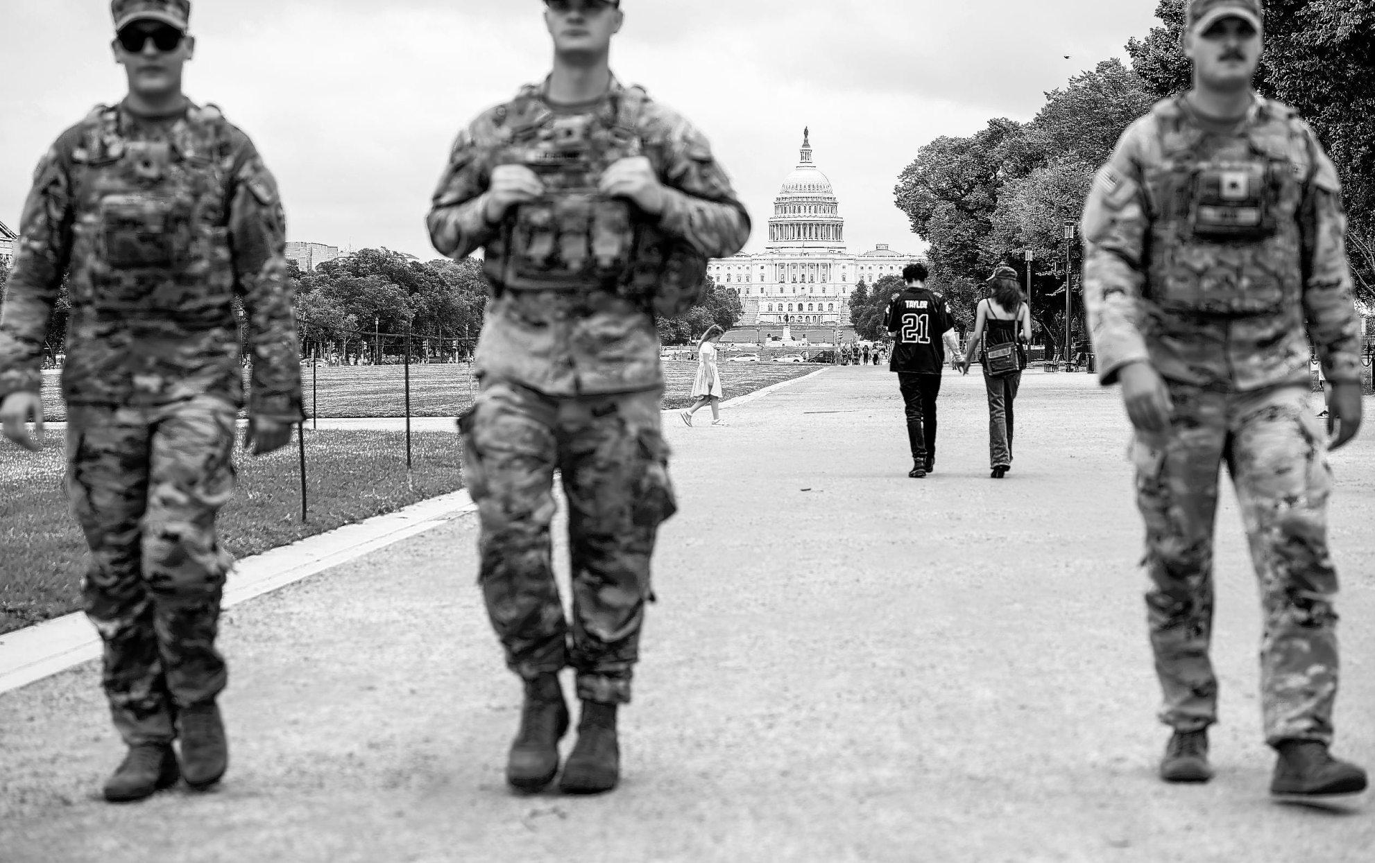 Checkpoints add to tension in D.C.
