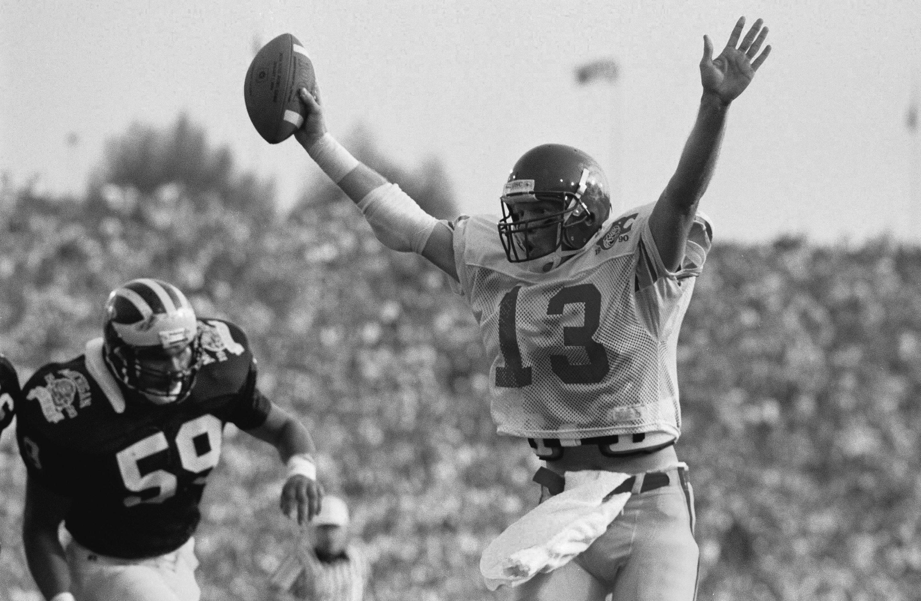 Troubled Trojans' star finally airs it out