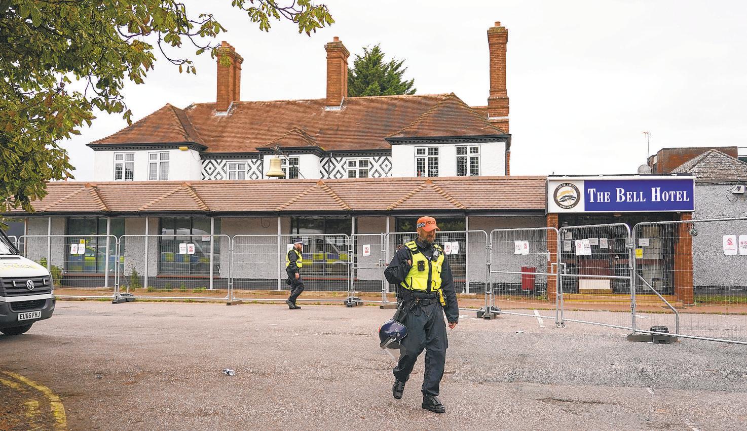 In U.K., dueling immigration protests spark confrontations