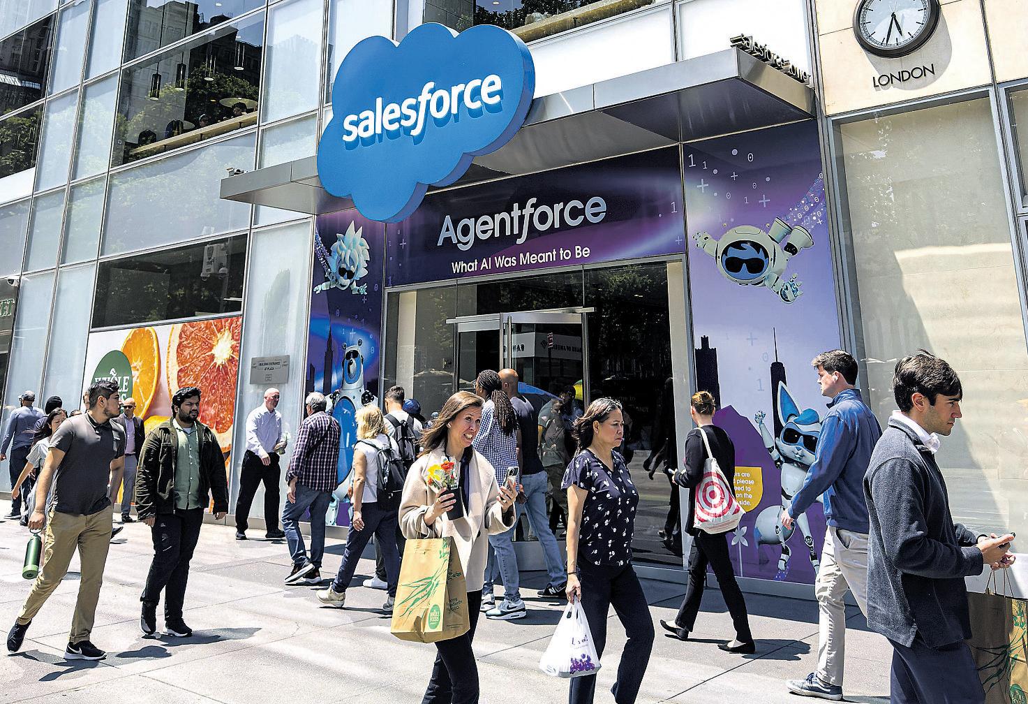 Salesforce cuts staffing, aided by AI