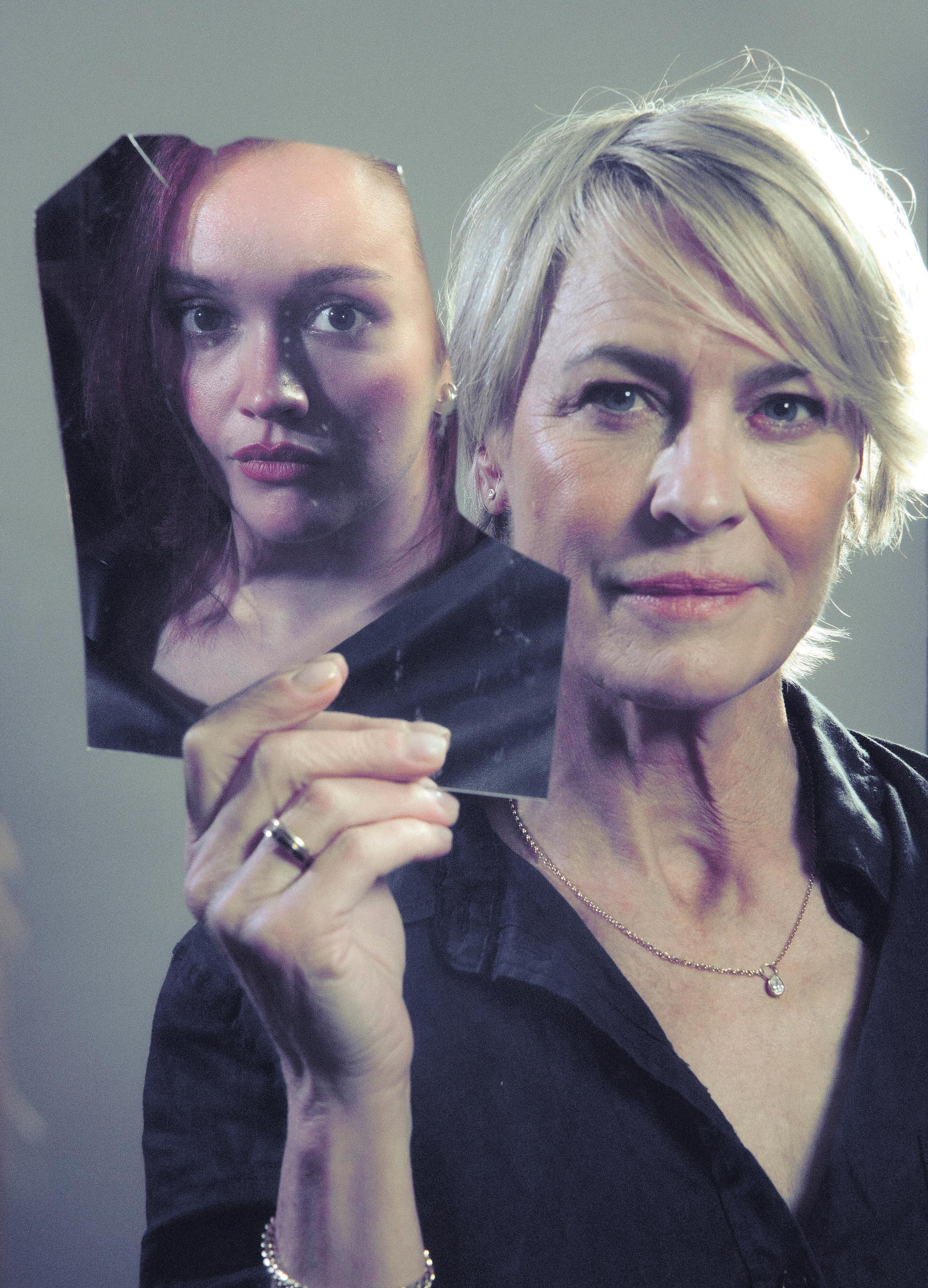 PLAYING THE MAD WOMEN