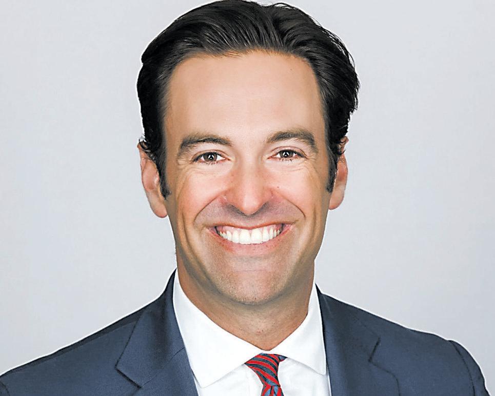 Michaelson to anchor a late-night newscast