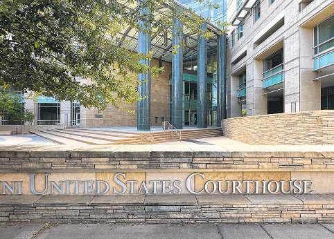Bid to remove migrant kids blocked