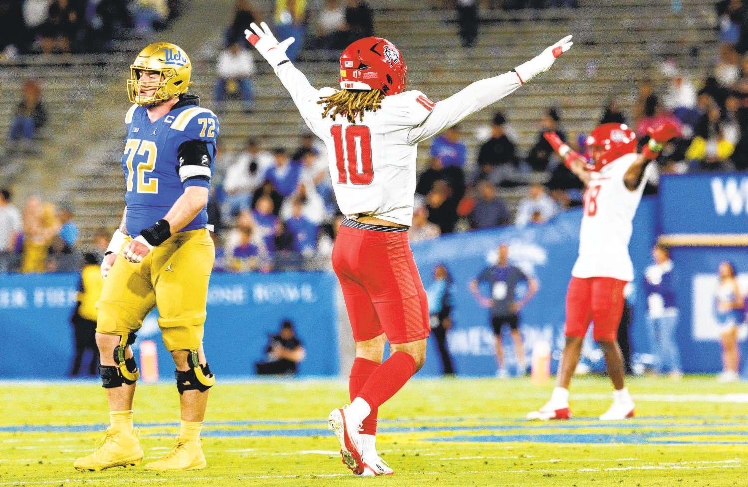 Foster looks out of his depth as a coach while UCLA just looks bad