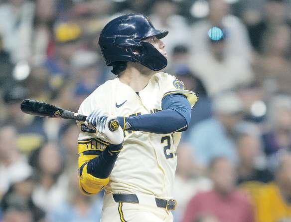 Yelich stars as Angels lose seventh in a row