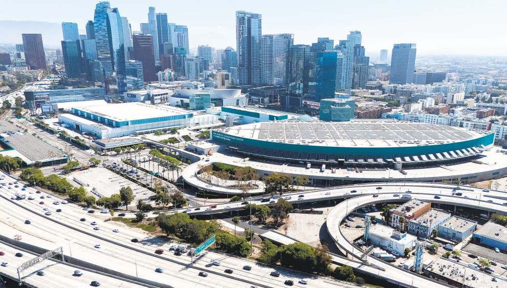 City bets billions on Convention Center project