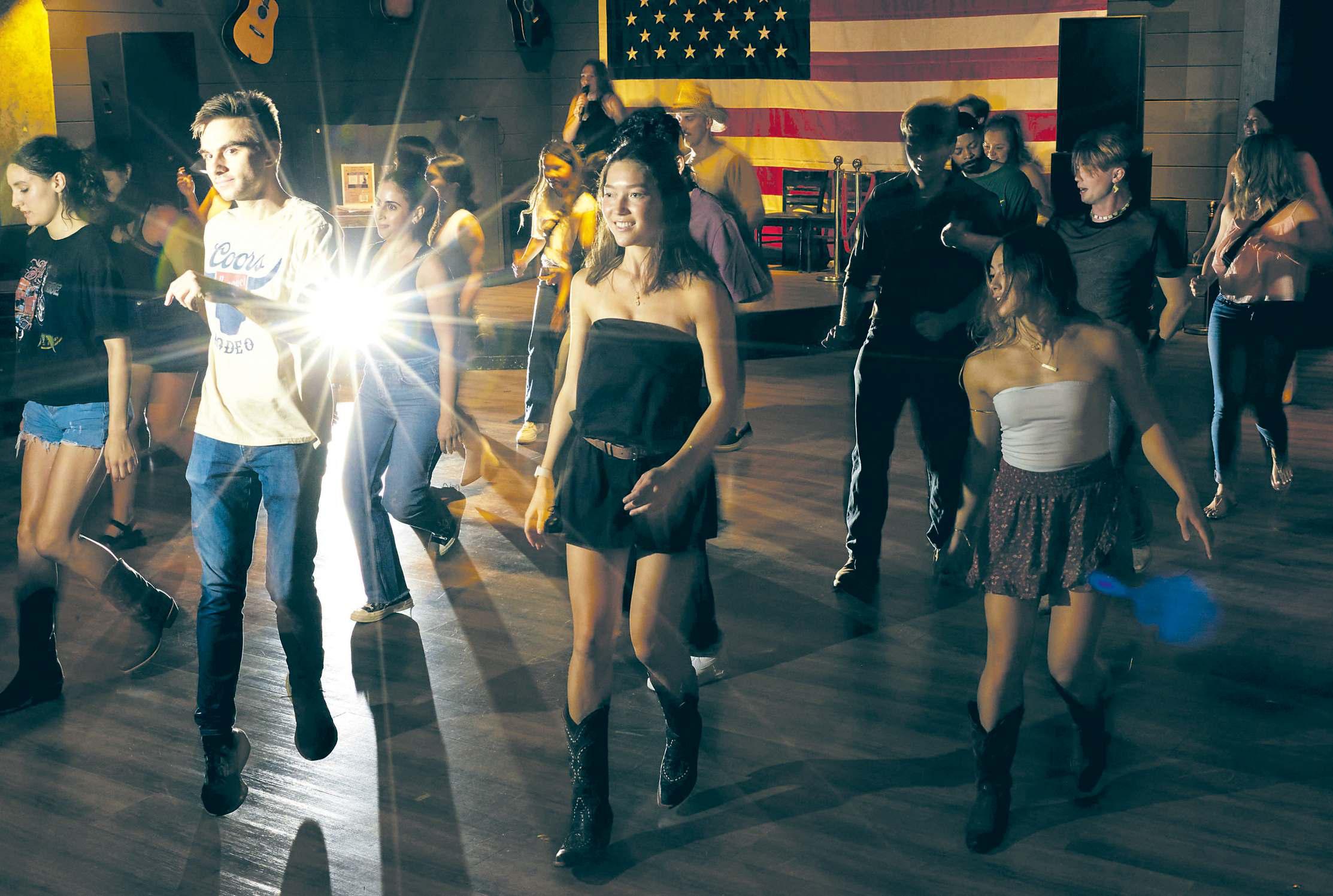 FOR A HOOTIN'-HOLLER