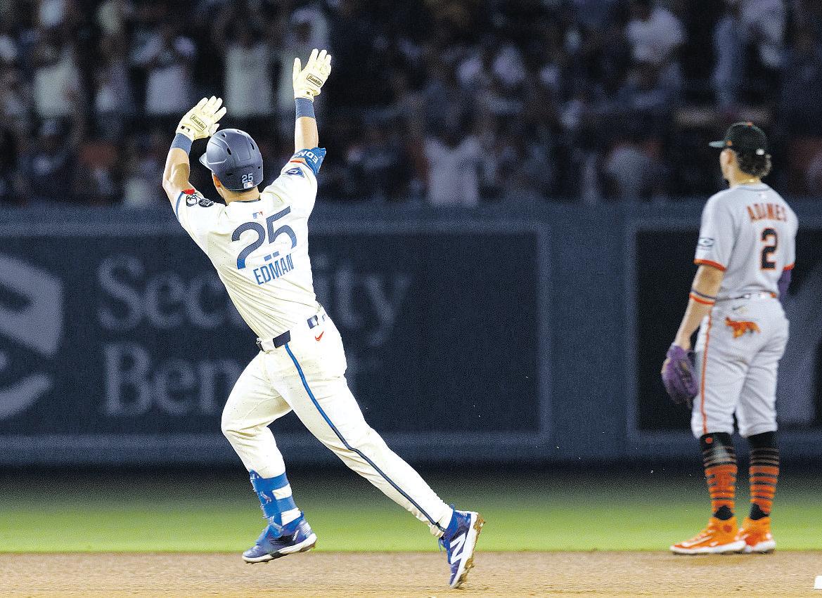 Smith’s status hangs over Dodgers’ heads