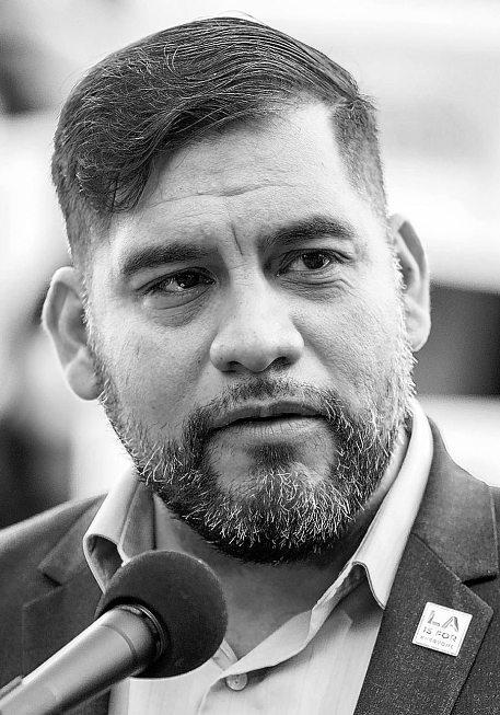 City Hall opposites face no challengers