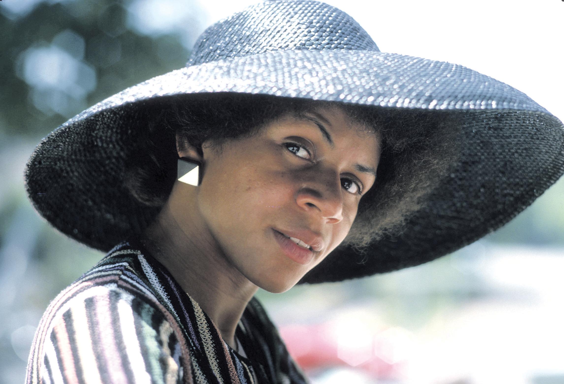 GIVING SOME LOVIN' BACK TO MINNIE RIPERTON