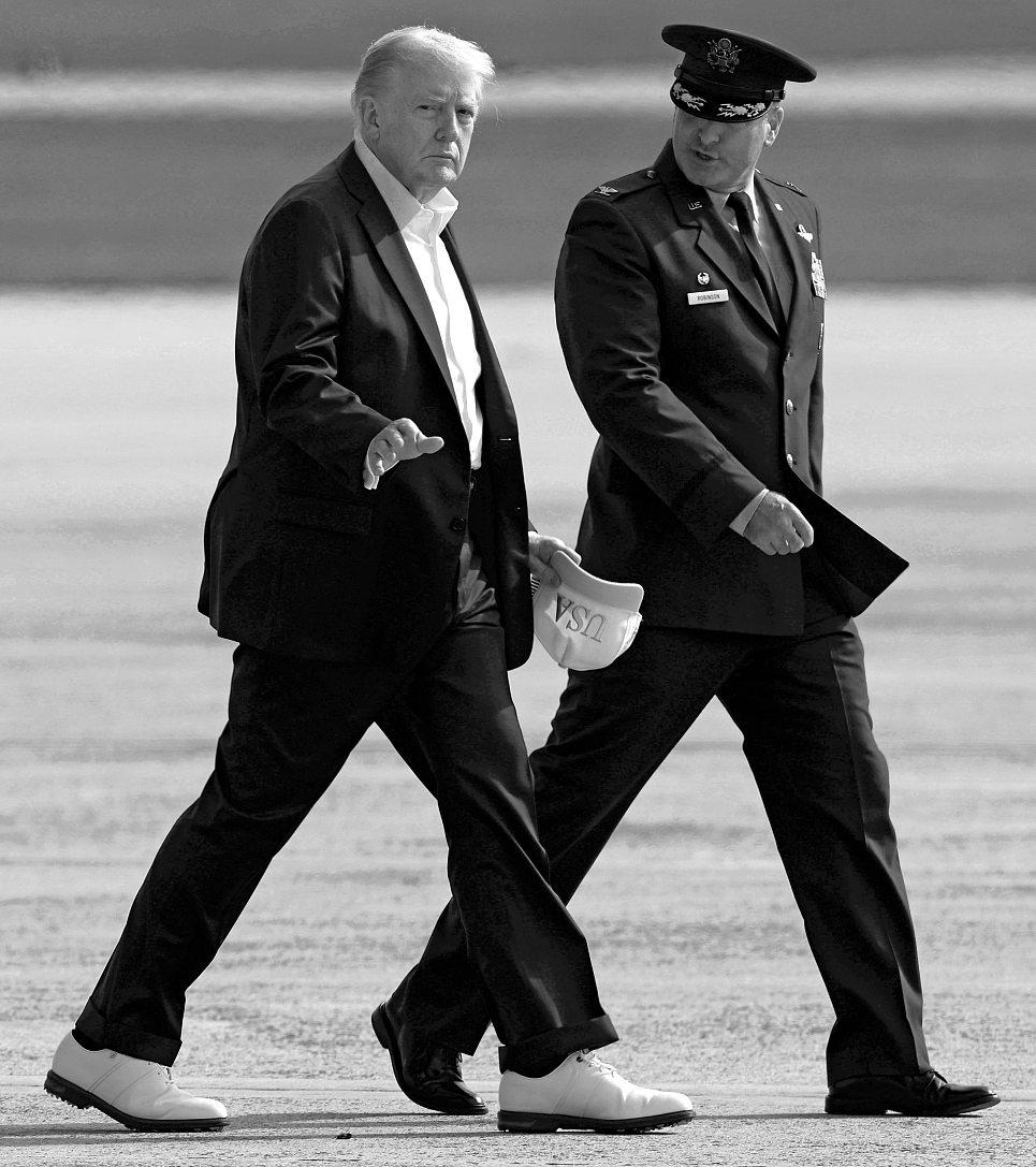 President, top four congressional leaders to talk as shutdown looms