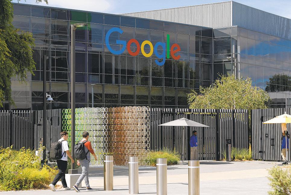 U.S. pushing for Google to sell ad exchange